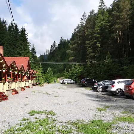Casutele Likas Camping Lacu Roșu
