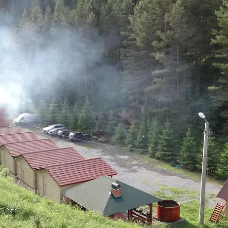 Casutele Likas Camping Lacu Roșu
